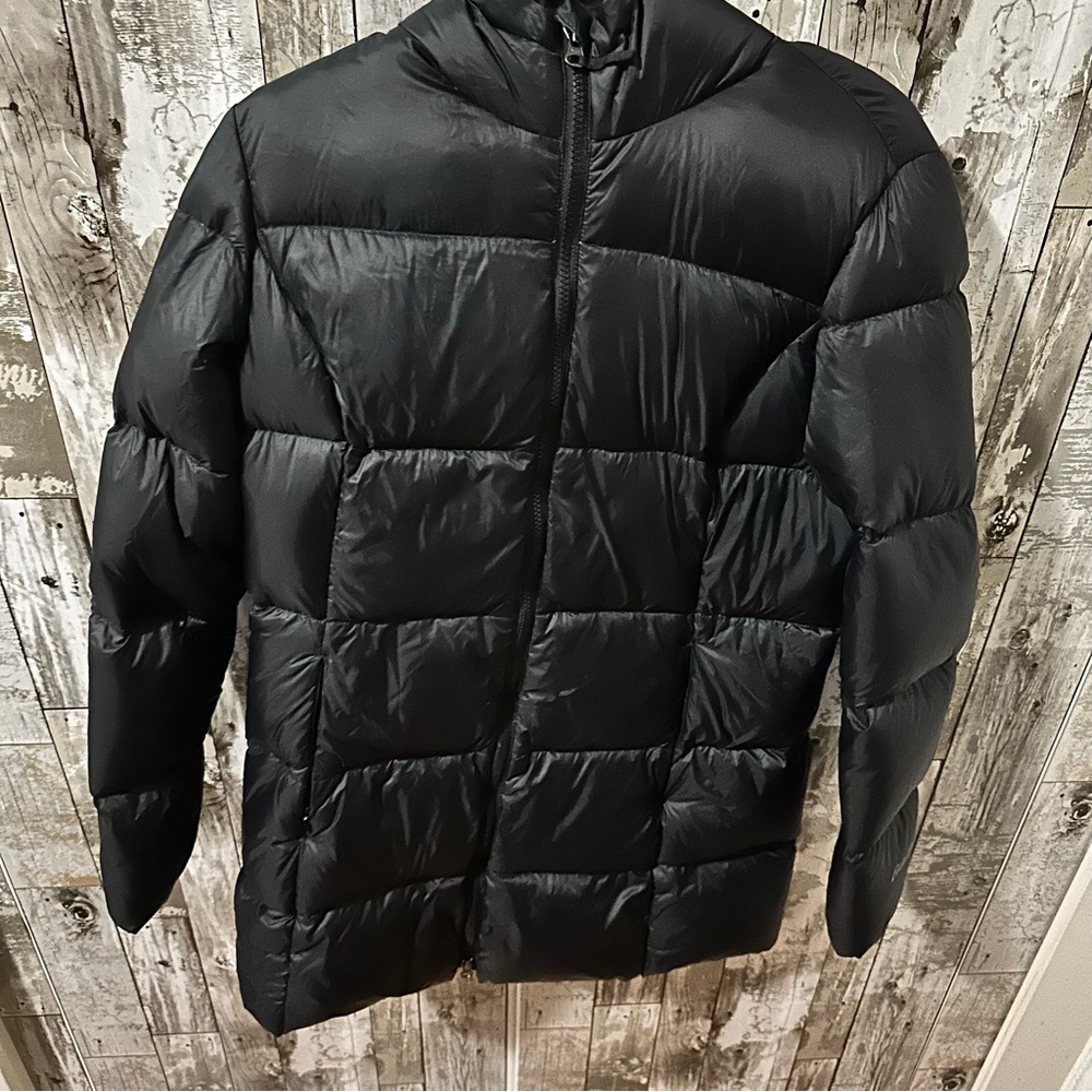 Eddie Bauer Women’s Midnight Black Puffer Jacket